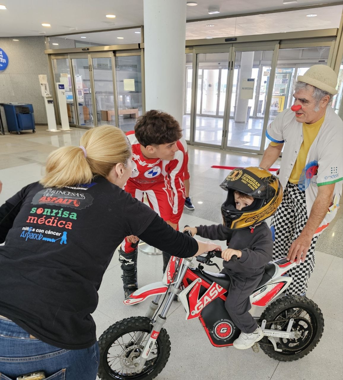 Acompañamiento durante la primera jornada de Mototerapia