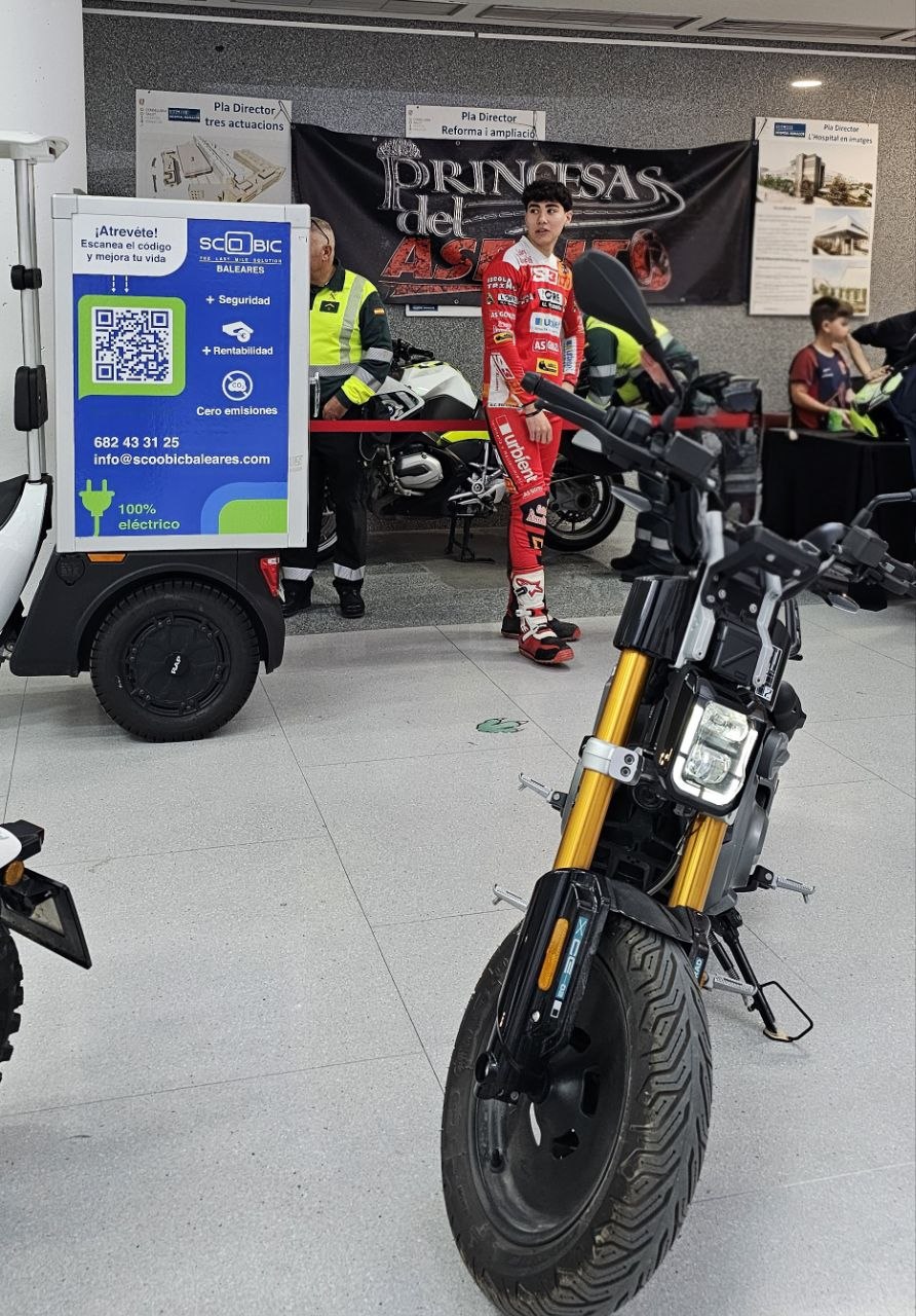 Motos participantes en la segunda jornada de Mototerapia